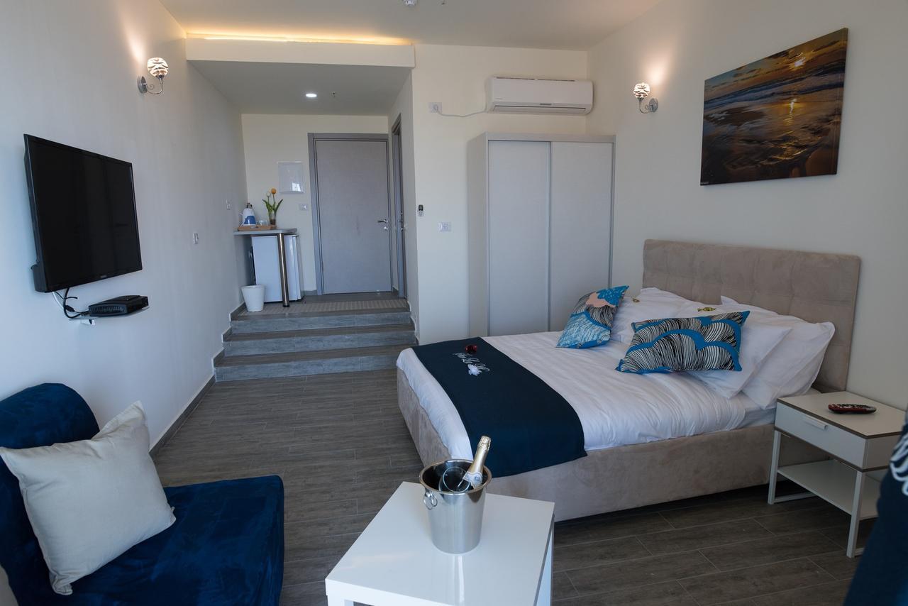 Sur La Mer Hotel Ashdod Exterior photo