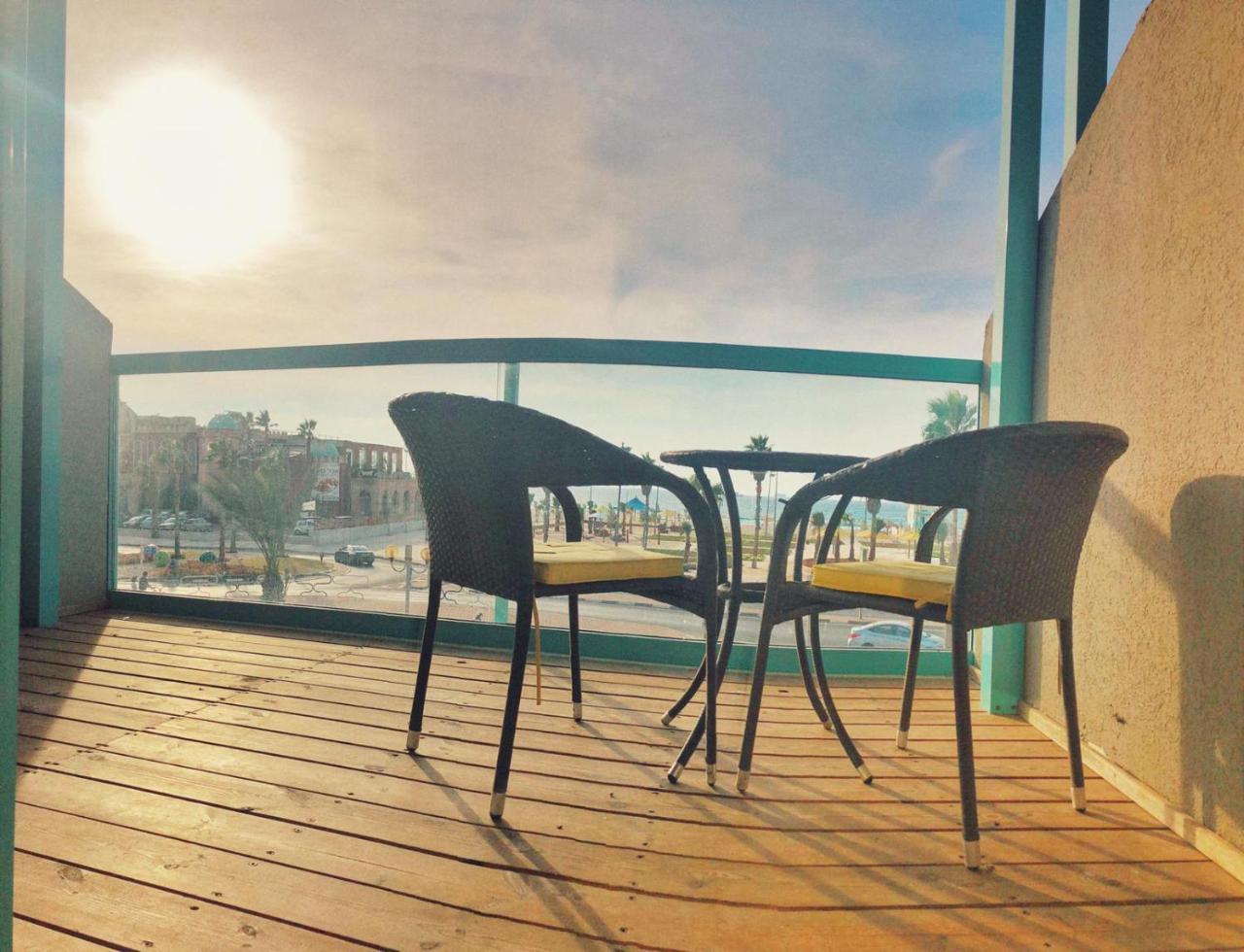 Sur La Mer Hotel Ashdod Exterior photo